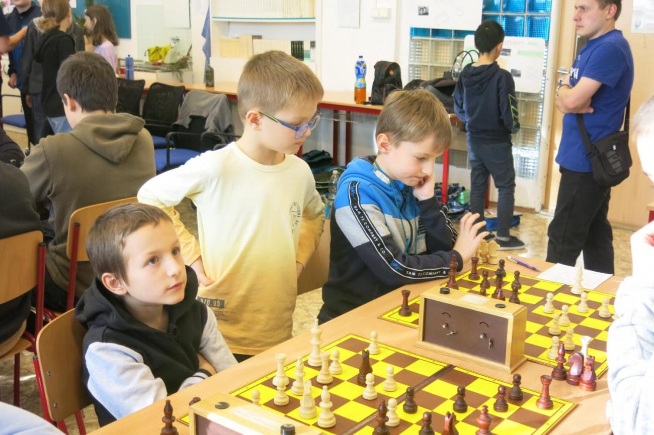 Okresní přebor školních týmů v šachu ve školním roce 2024/2025