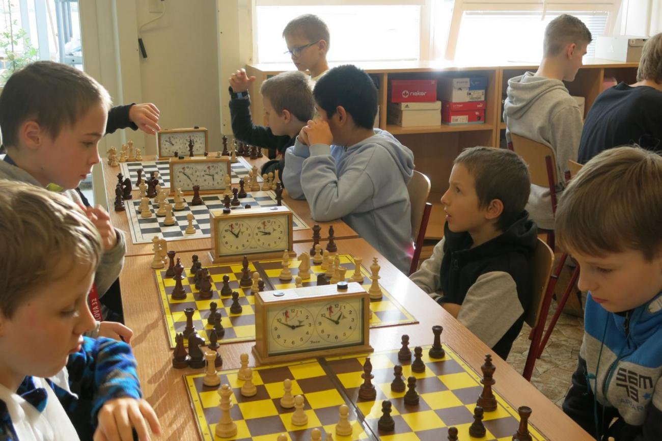 Okresní přebor školních týmů v šachu ve školním roce 2024/2025