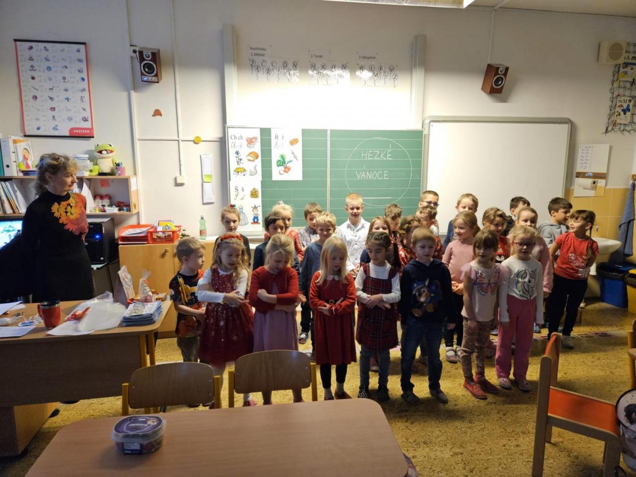 Vánoční besídka s deváťáky  1. C + 9. C