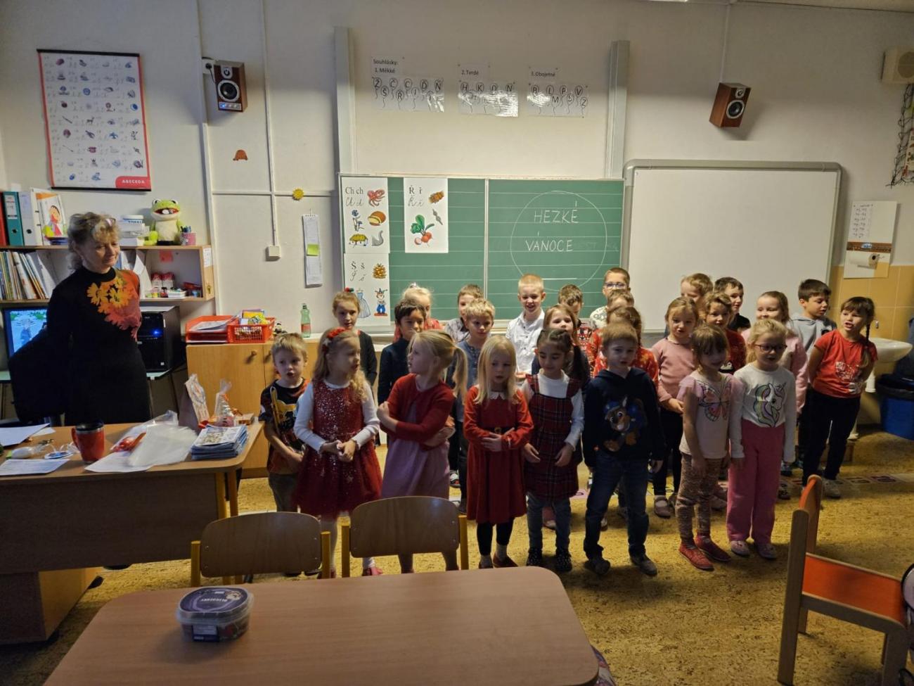 Vánoční besídka s deváťáky  1. C + 9. C