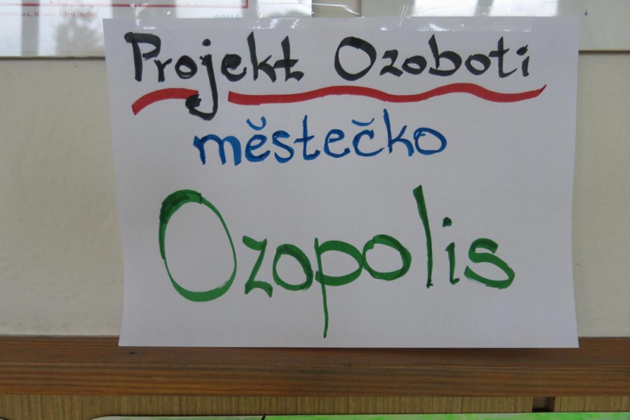 Projekt 4. ročníku v informatice - OZOBOTI 