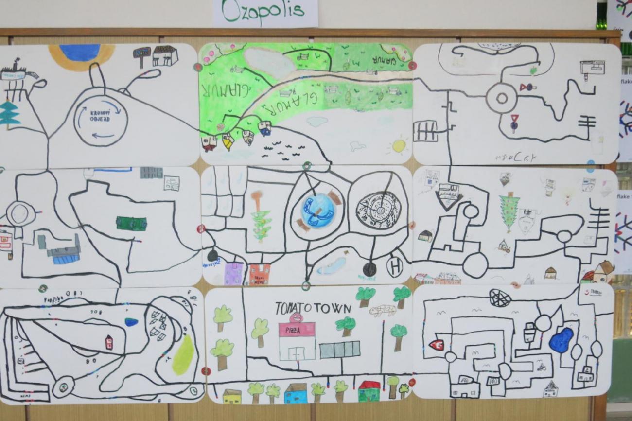 Projekt 4. ročníku v informatice - OZOBOTI 