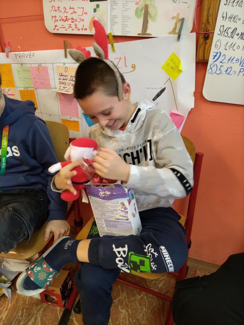 Vánoční besídka, 6.D