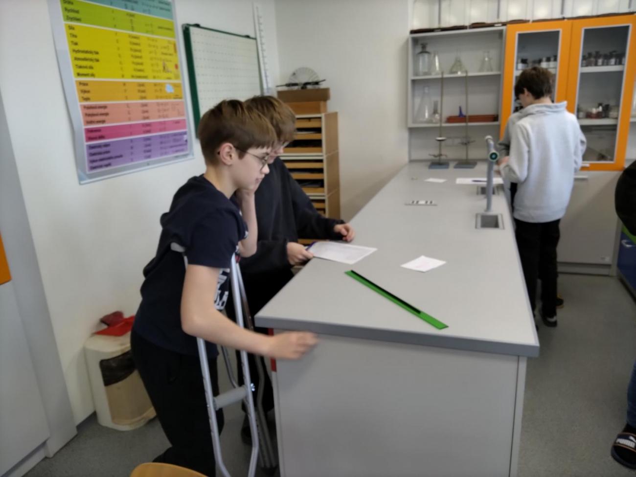 Fyzika 6. ročník - praktická měření délky 