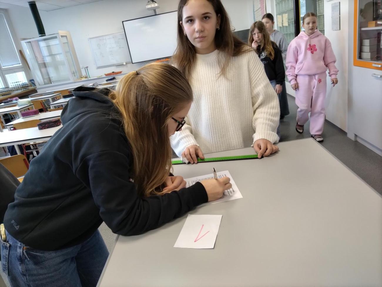 Fyzika 6. ročník - praktická měření délky 