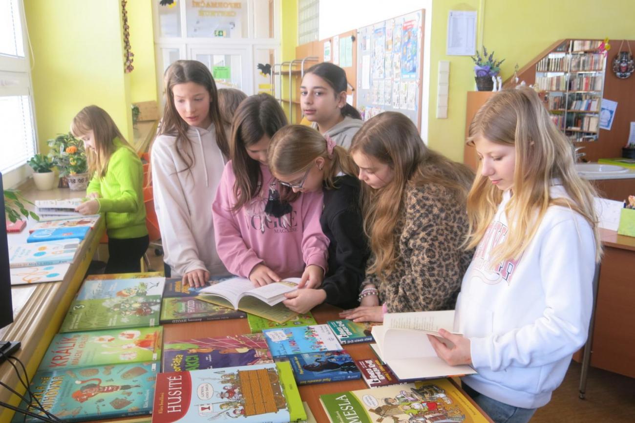 Beseda se spisovatelkou Klárou Smolíkovou – Mluvíme v bublinách