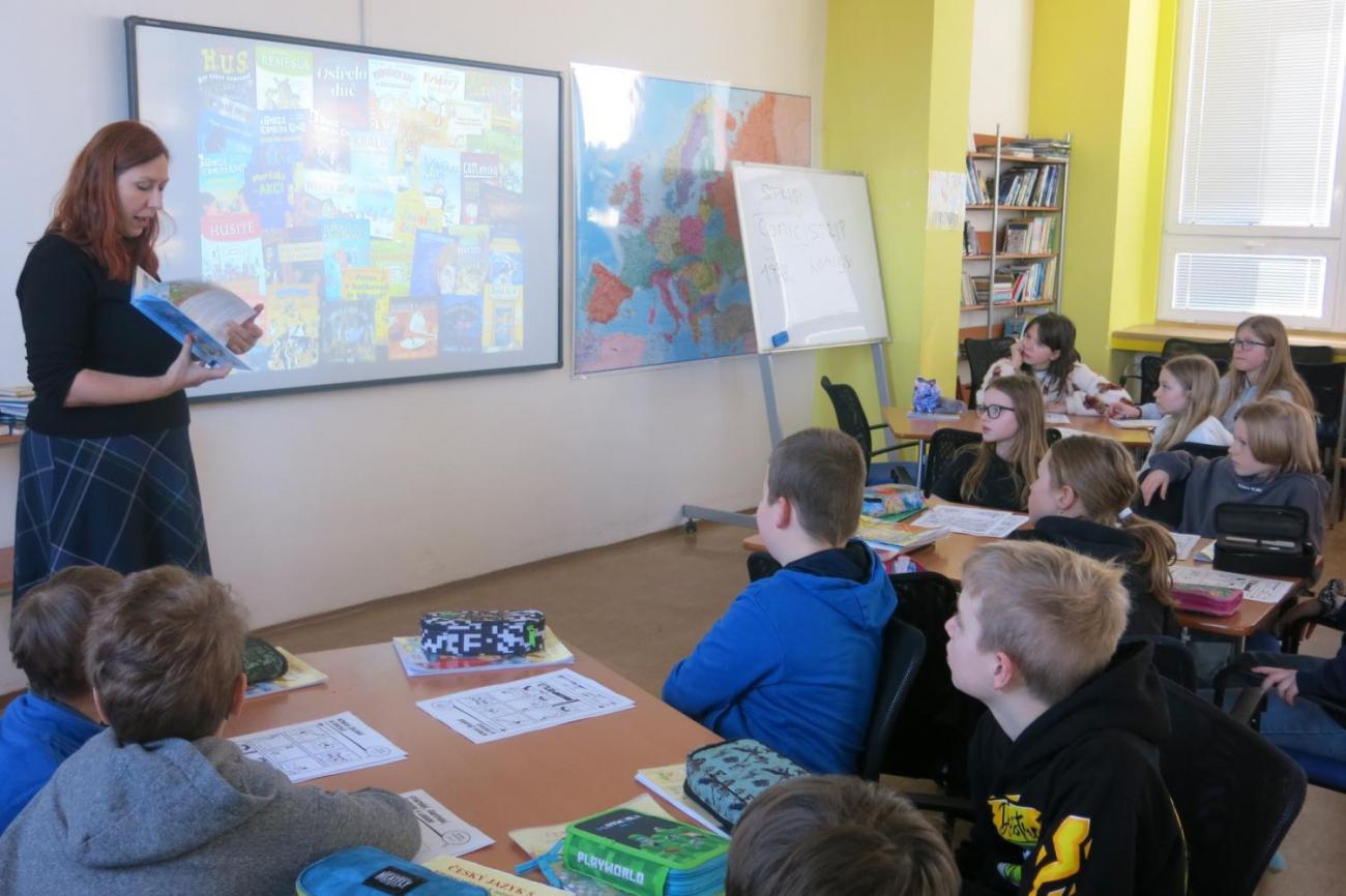 Beseda se spisovatelkou Klárou Smolíkovou – Mluvíme v bublinách