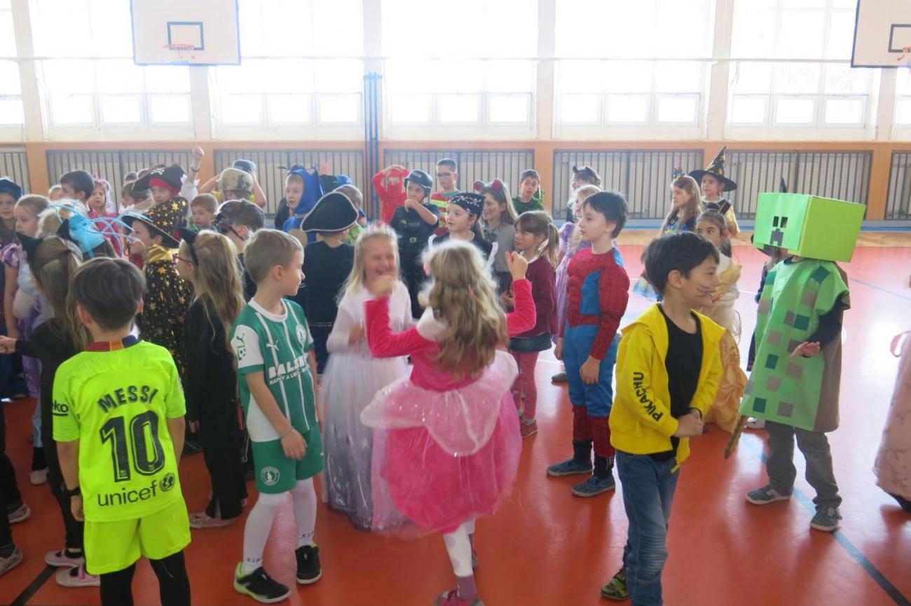 Karneval prvňáčků