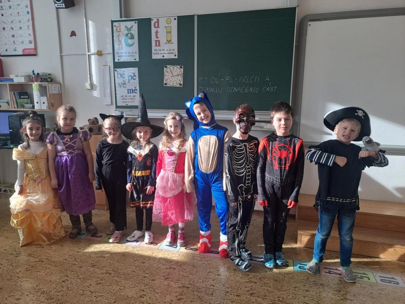 Karneval prvňáčků