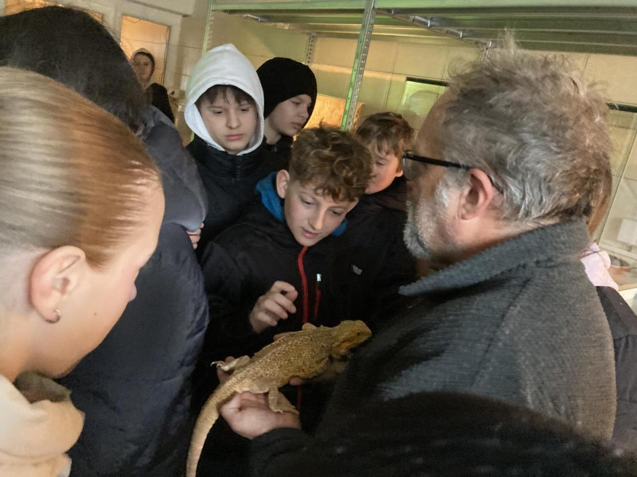 Svět práce - Útulek pro opuštěná a nalezená zvířata  7.A