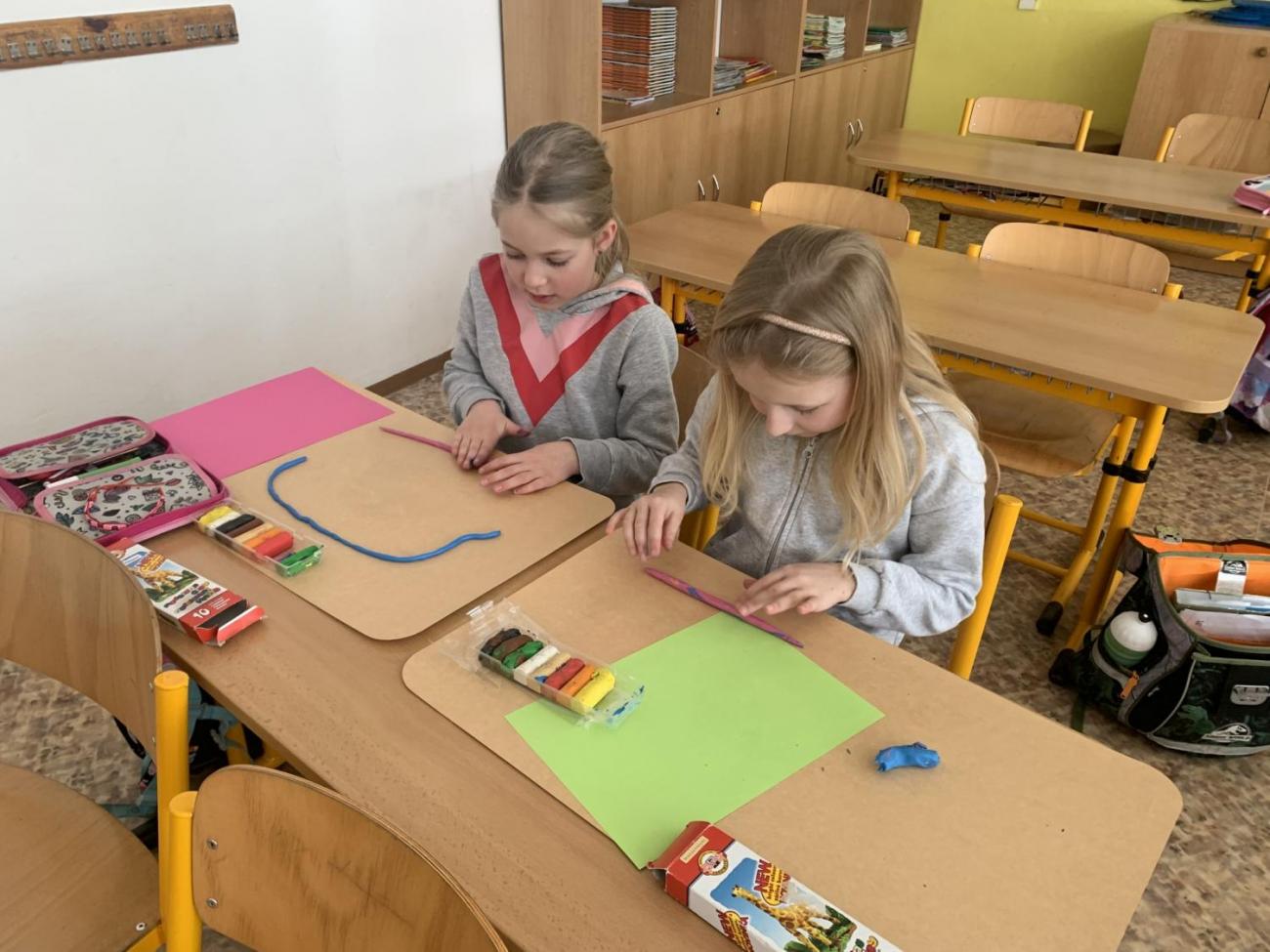 PKČ - práce s plastelínou  2.B