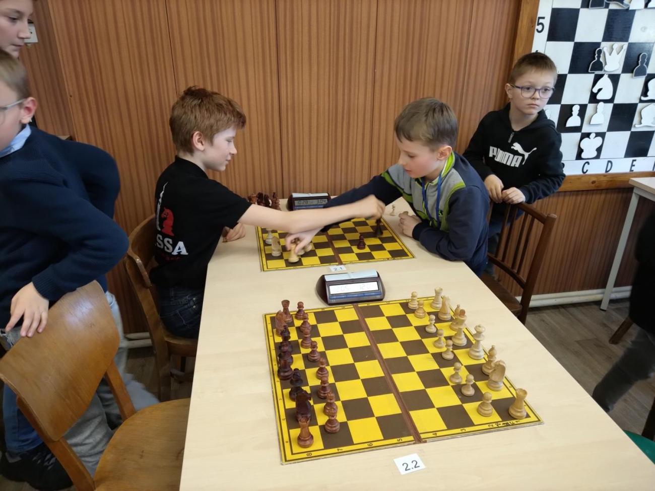 Šachy – krajské kolo, 2. místo