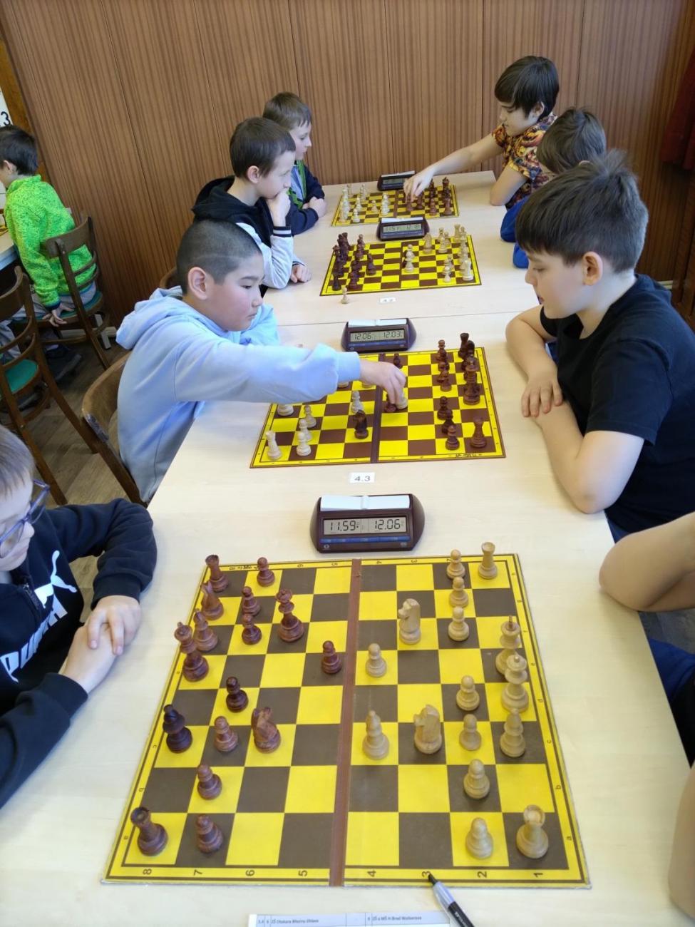 Šachy – krajské kolo, 2. místo