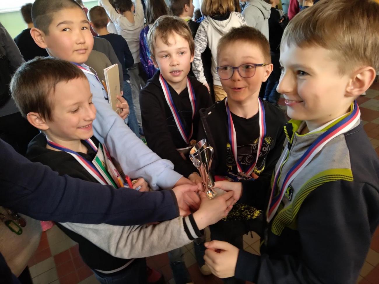 Šachy – krajské kolo, 2. místo