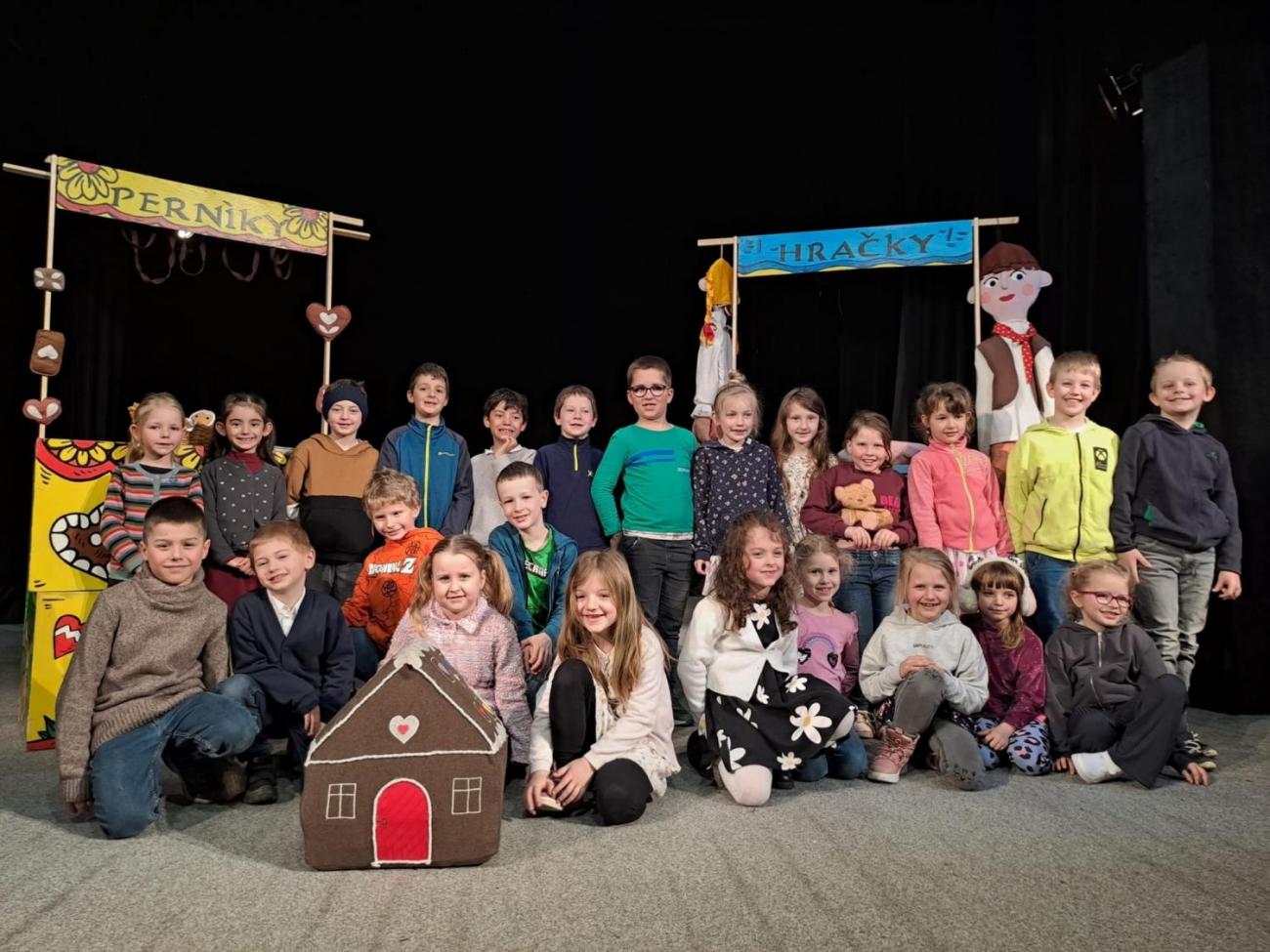 Prvňáčci v Divadle Na Kopečku