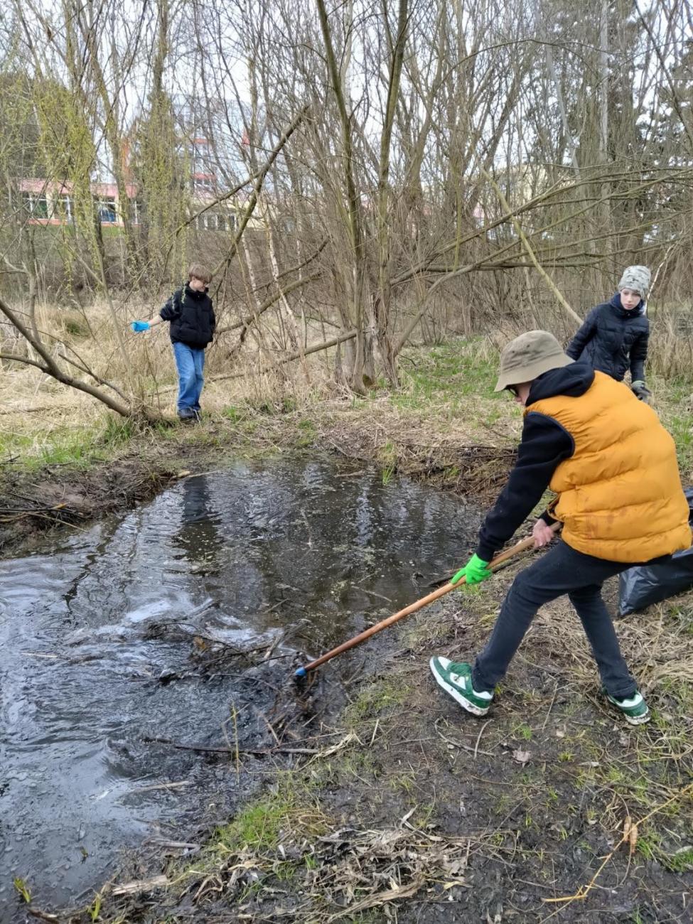 Žáci naší školy opět pomáhali přírodě v rámci akce Čistá Vysočina