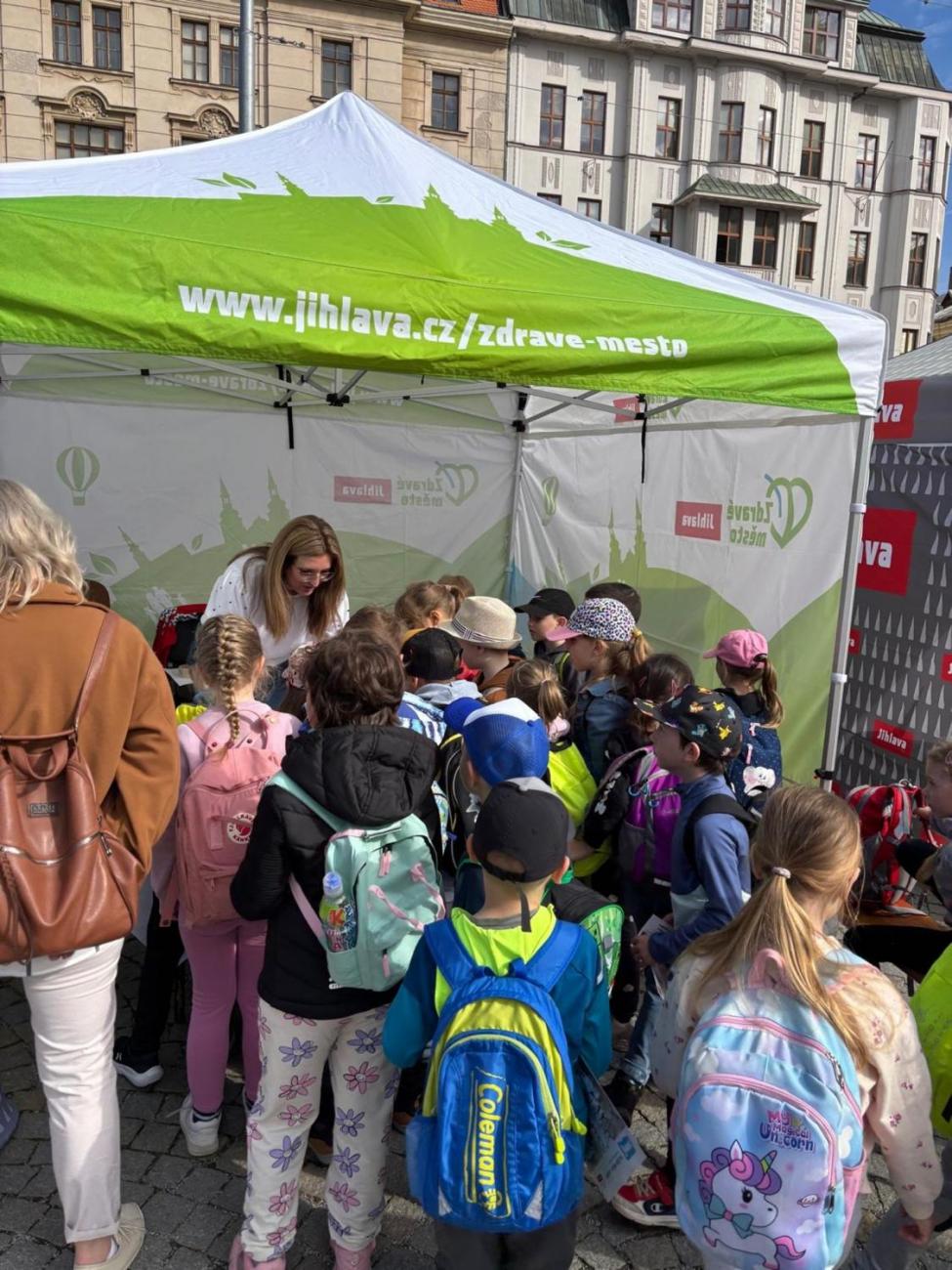 Den Země  1.B a 1.C