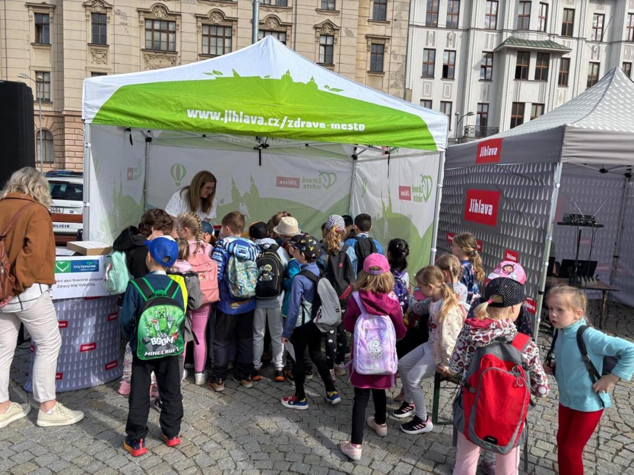 Den Země  1.B a 1.C