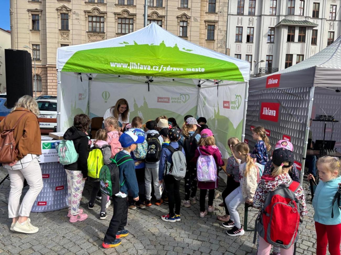 Den Země  1.B a 1.C