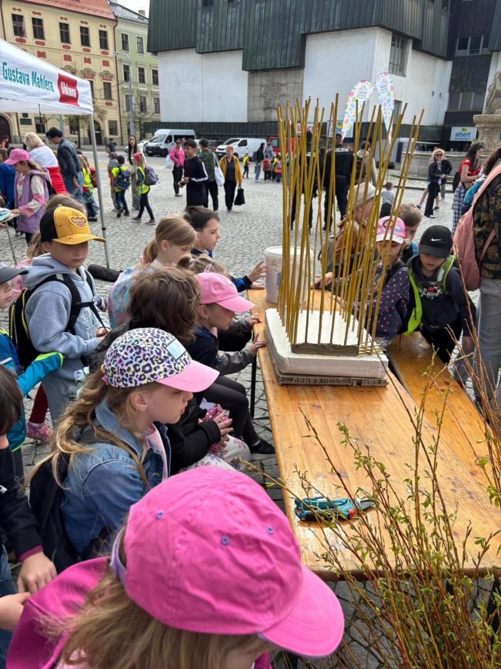 Den Země  1.B a 1.C