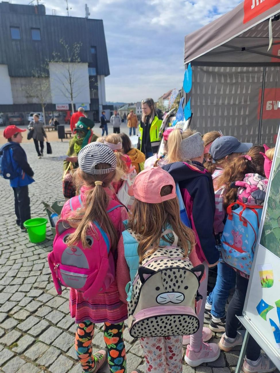 Den Země  1.B a 1.C