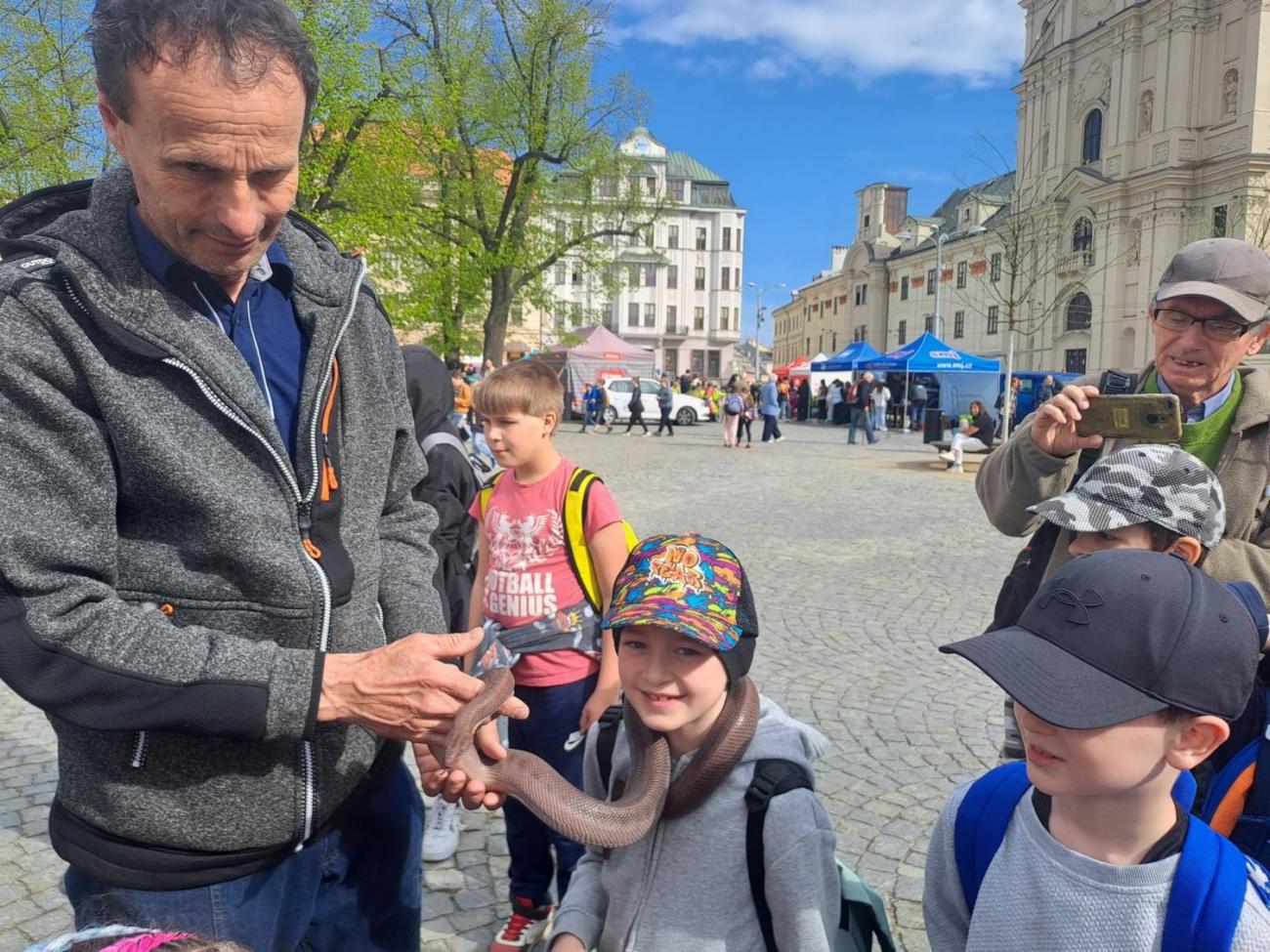 Den Země  1.B a 1.C