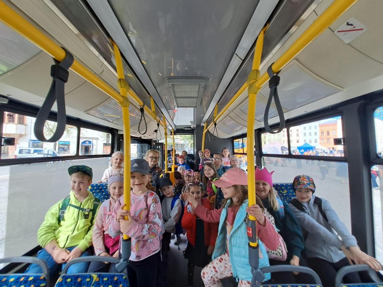 Den Země  1.B a 1.C