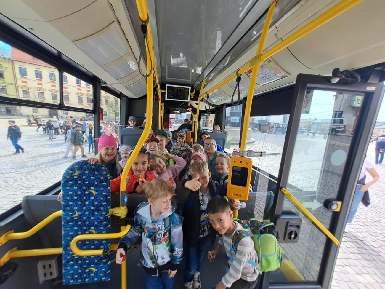 Den Země  1.B a 1.C