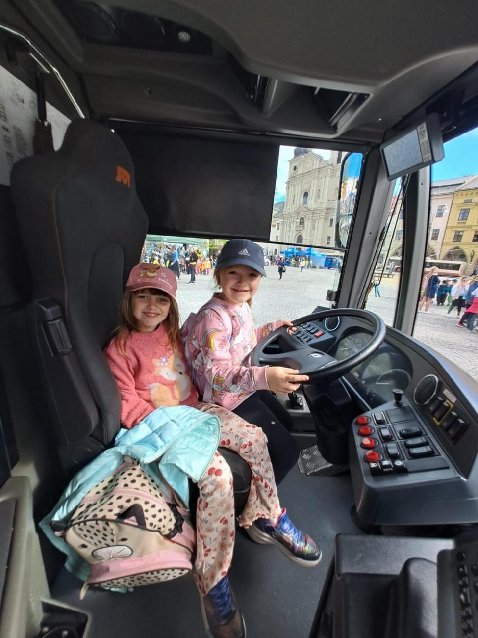 Den Země  1.B a 1.C