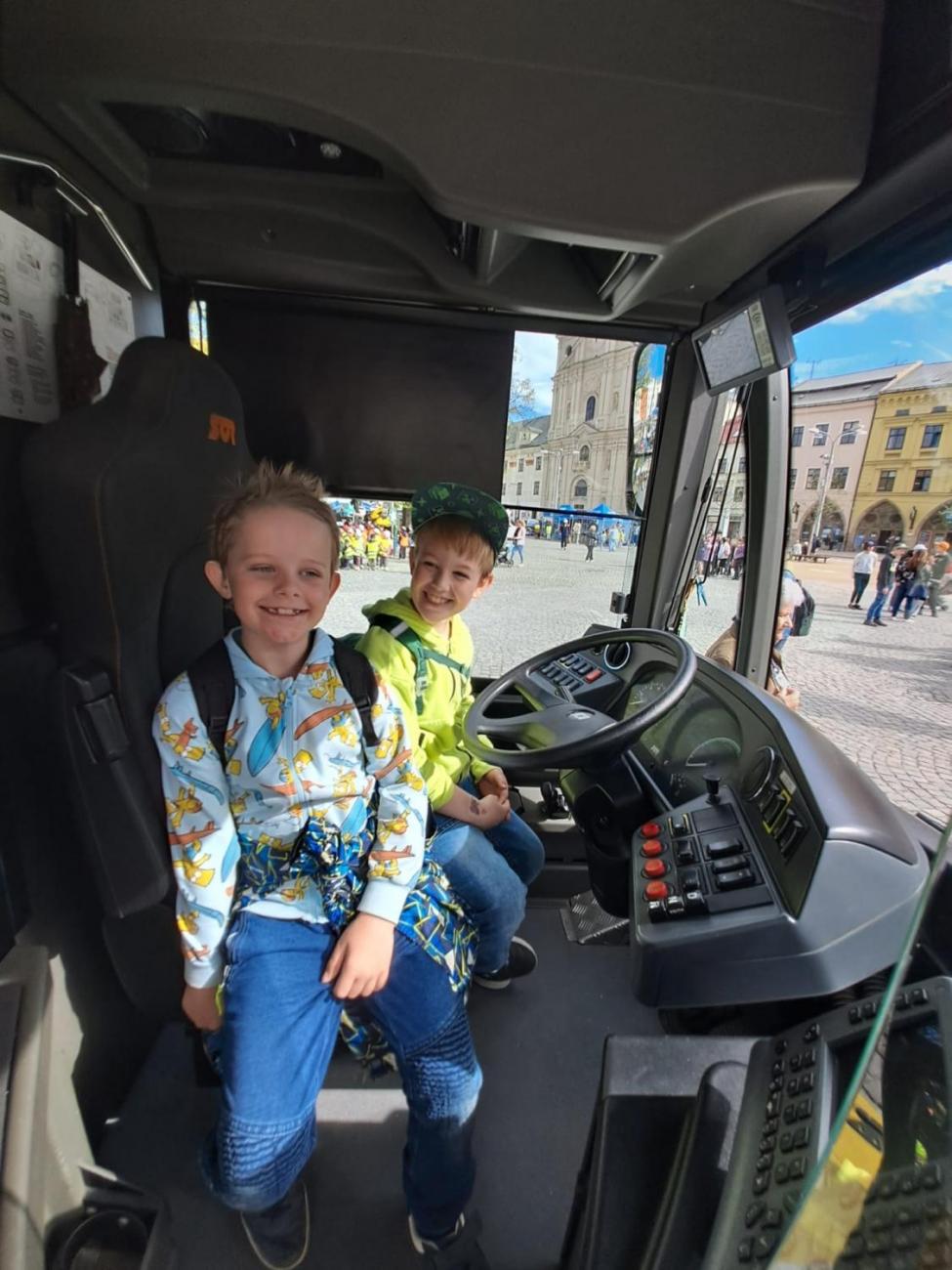 Den Země  1.B a 1.C