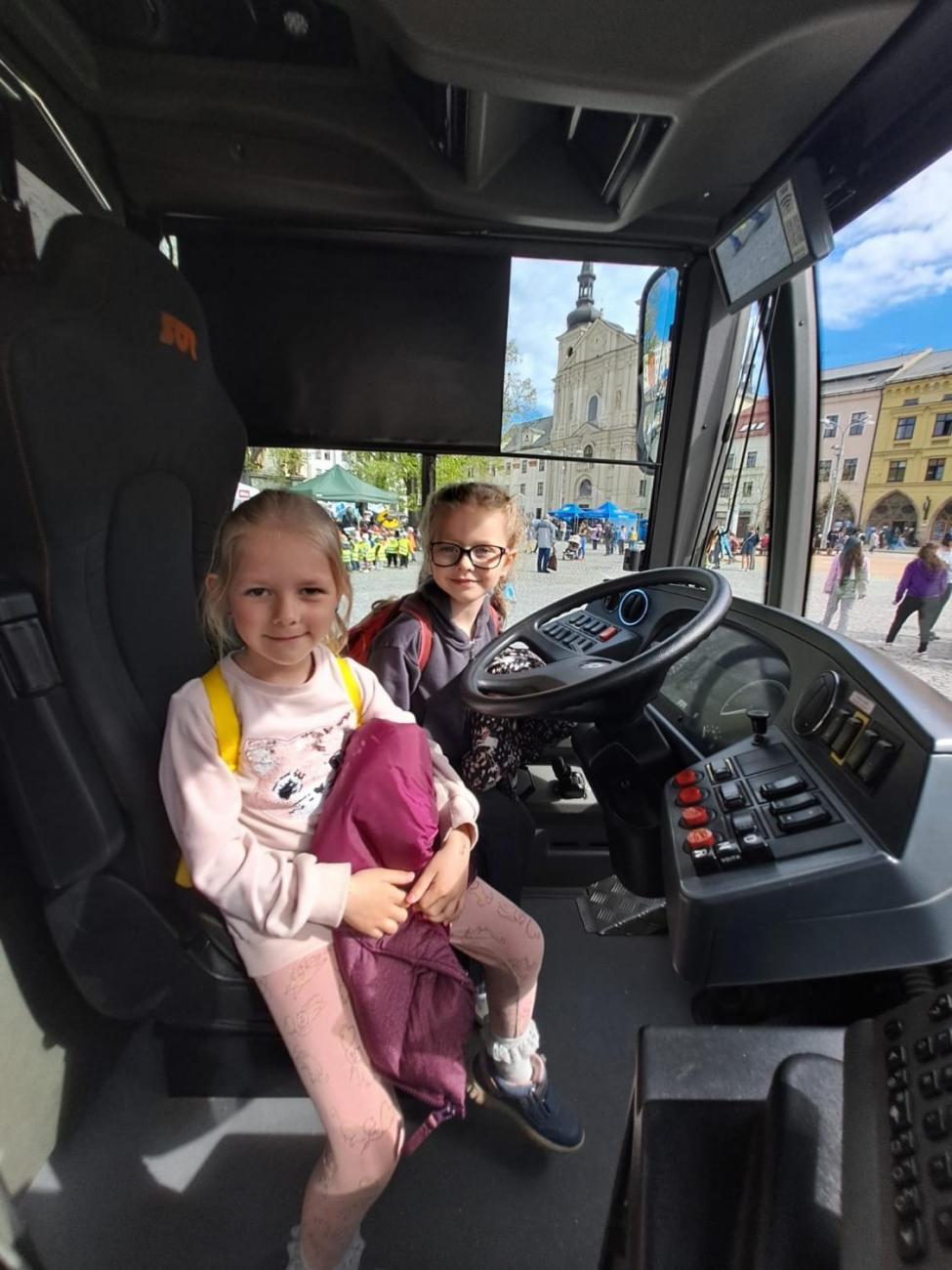 Den Země  1.B a 1.C