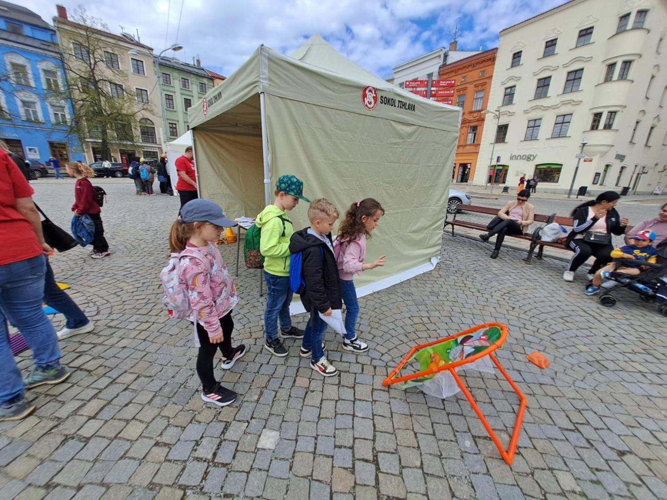 Den Země  1.B a 1.C