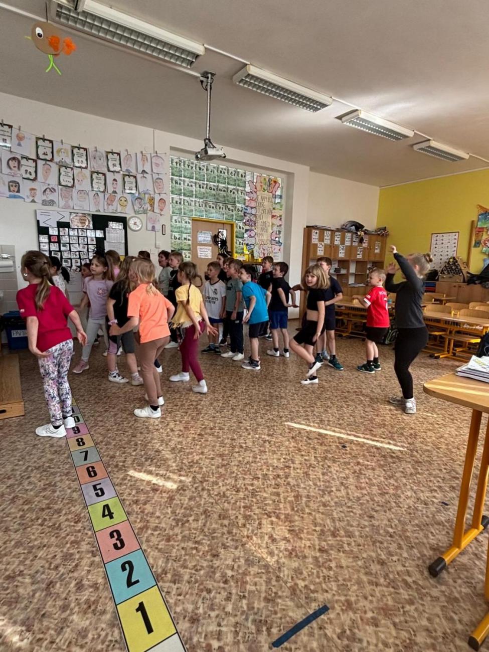 Projektový den v 1. B – Čarodějnice