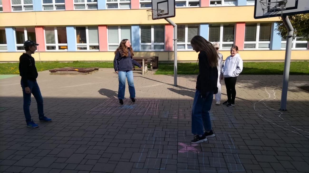 Unit 5 Project - Get out fun   6. ročník