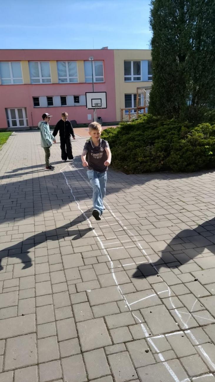 Unit 5 Project - Get out fun   6. ročník