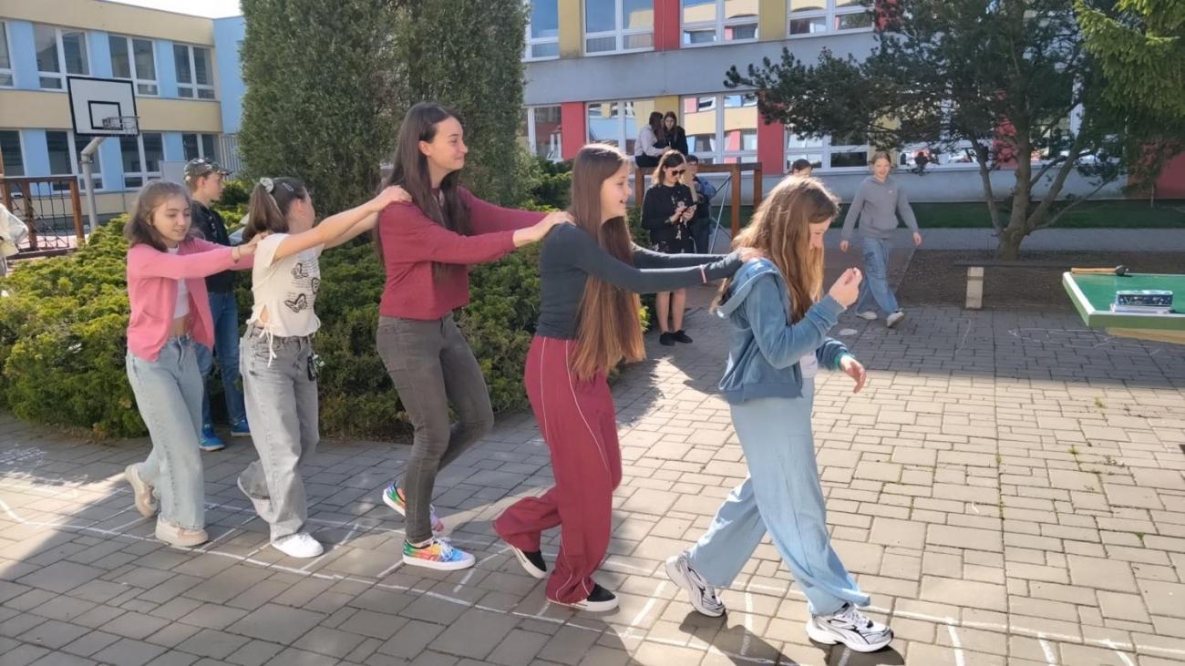 Unit 5 Project - Get out fun   6. ročník