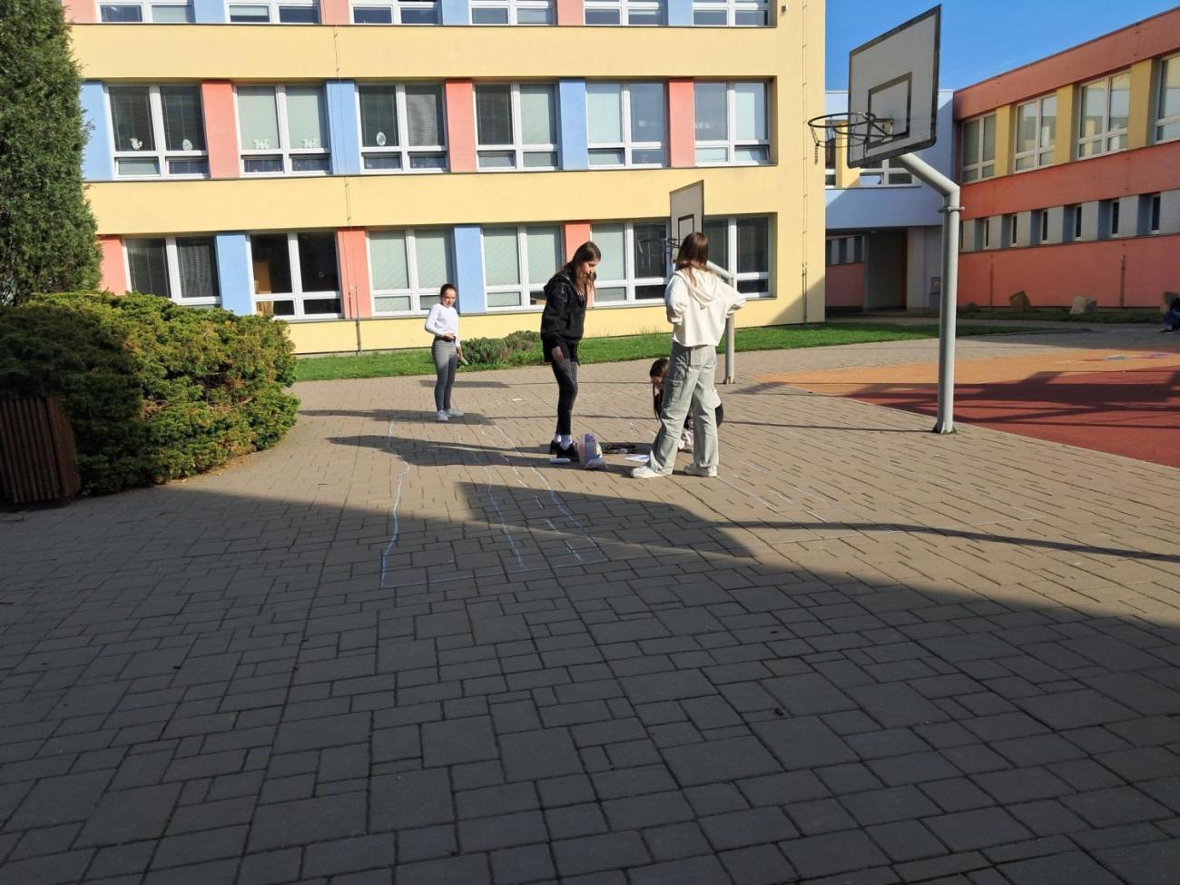 Unit 5 Project - Get out fun   6. ročník