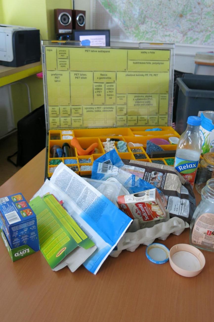 Tonda Obal na cestách – vzdělávací program o třídění odpadu