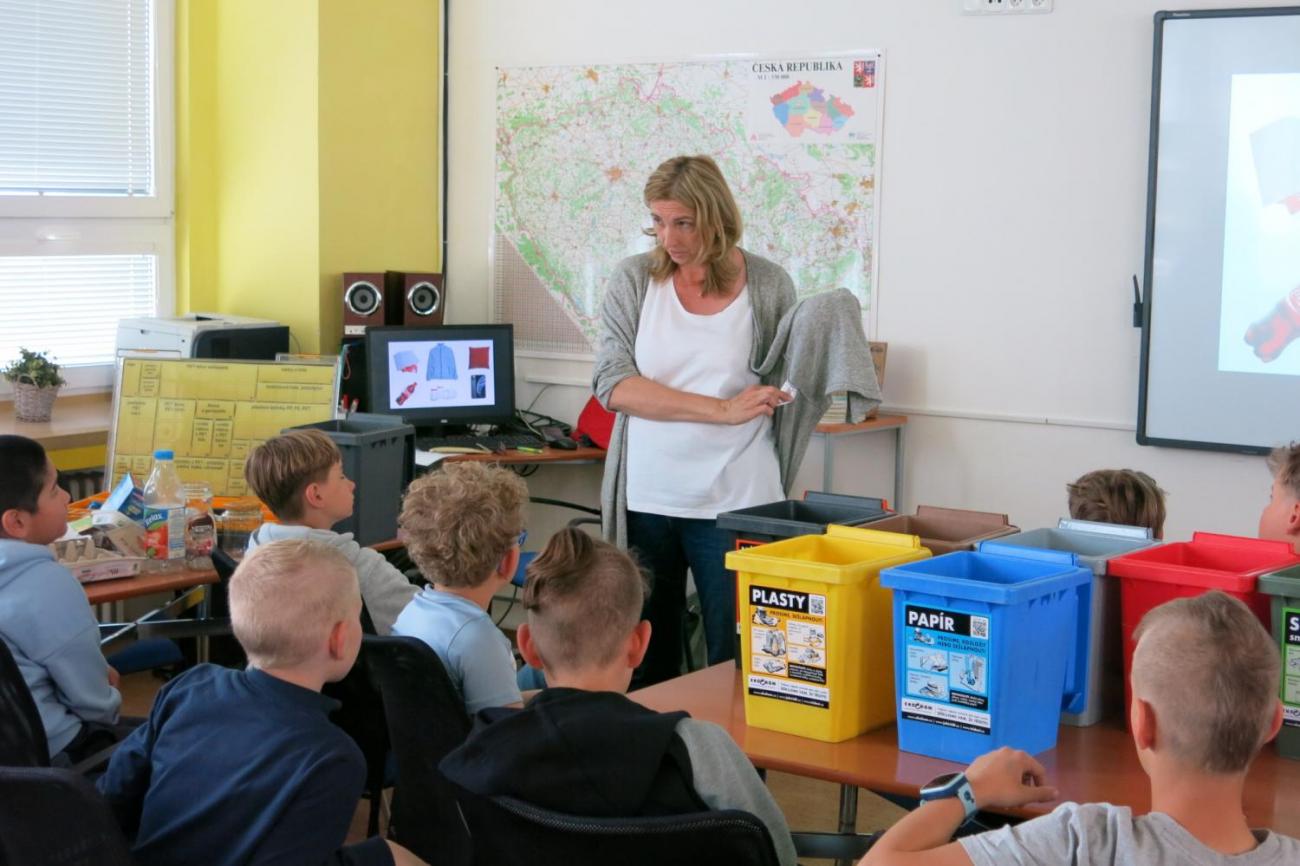 Tonda Obal na cestách – vzdělávací program o třídění odpadu