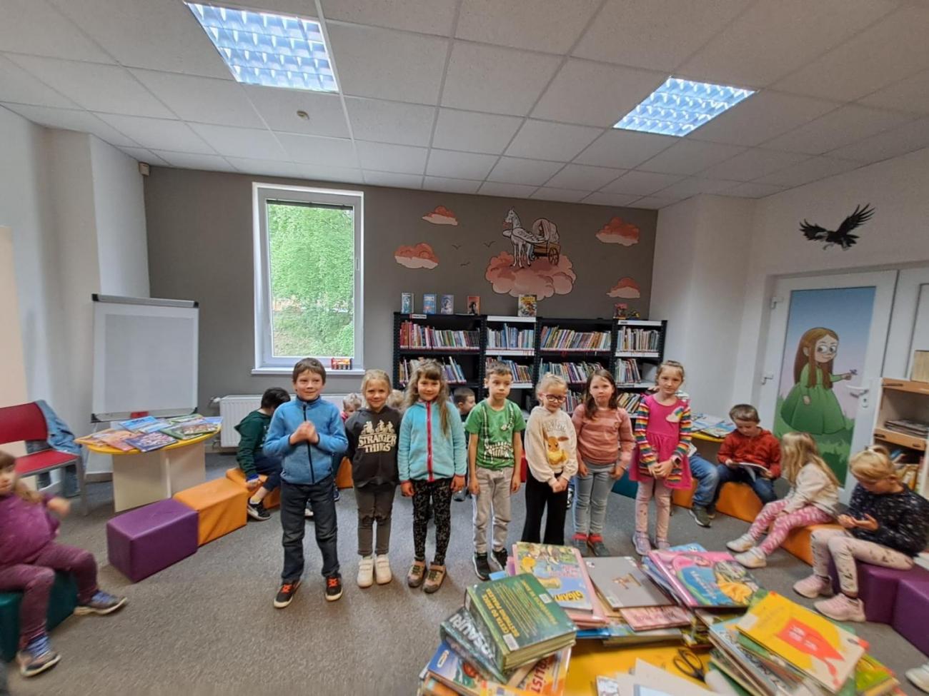 Prvňáčci z 1.C byli slavnostně pasováni na čtenáře