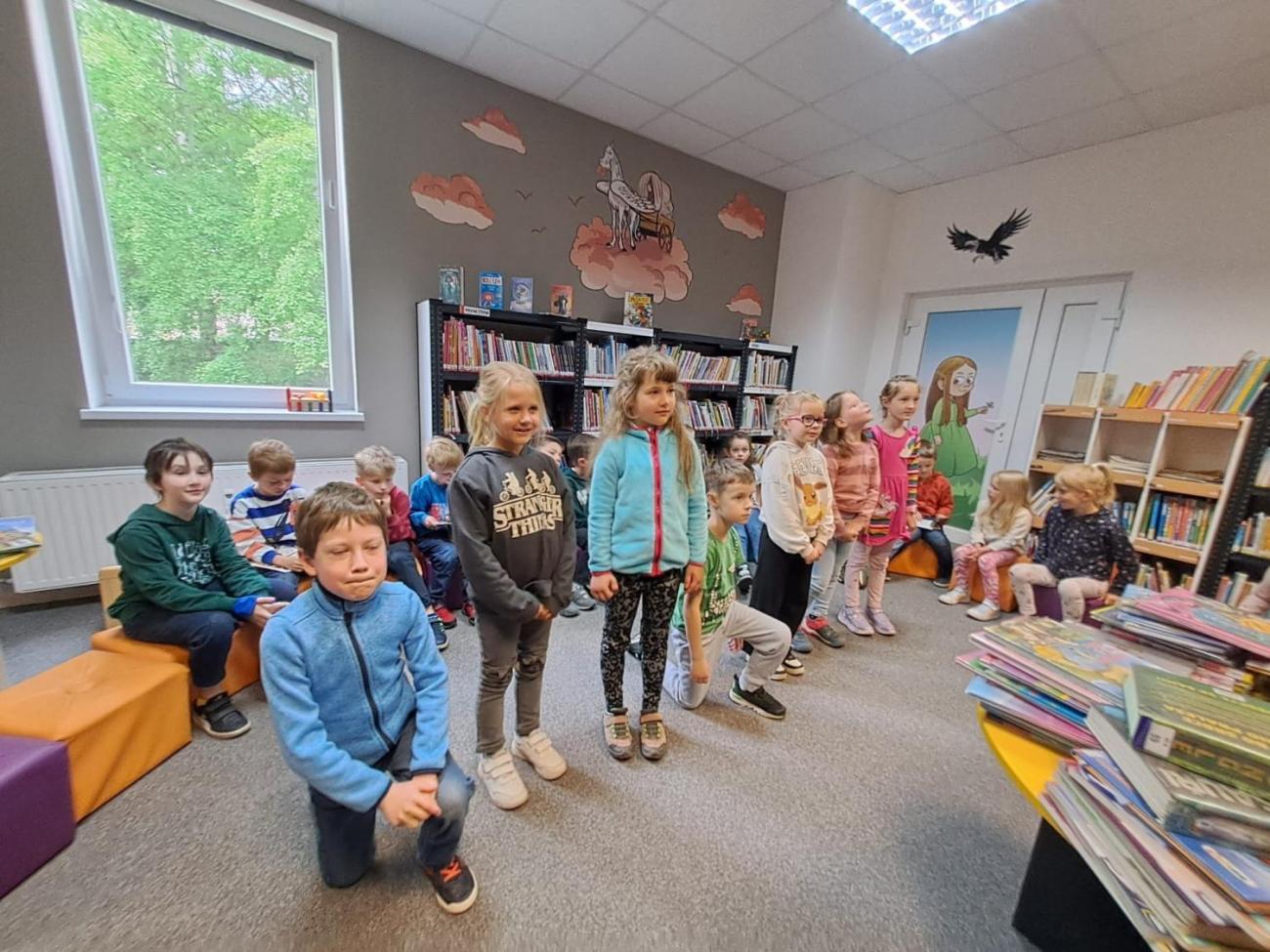 Prvňáčci z 1.C byli slavnostně pasováni na čtenáře