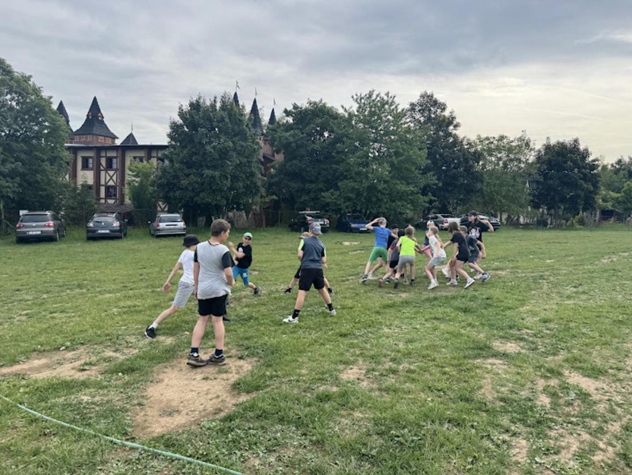 Školní výlet do outdoorového resortu Březová  5.A a 5.B