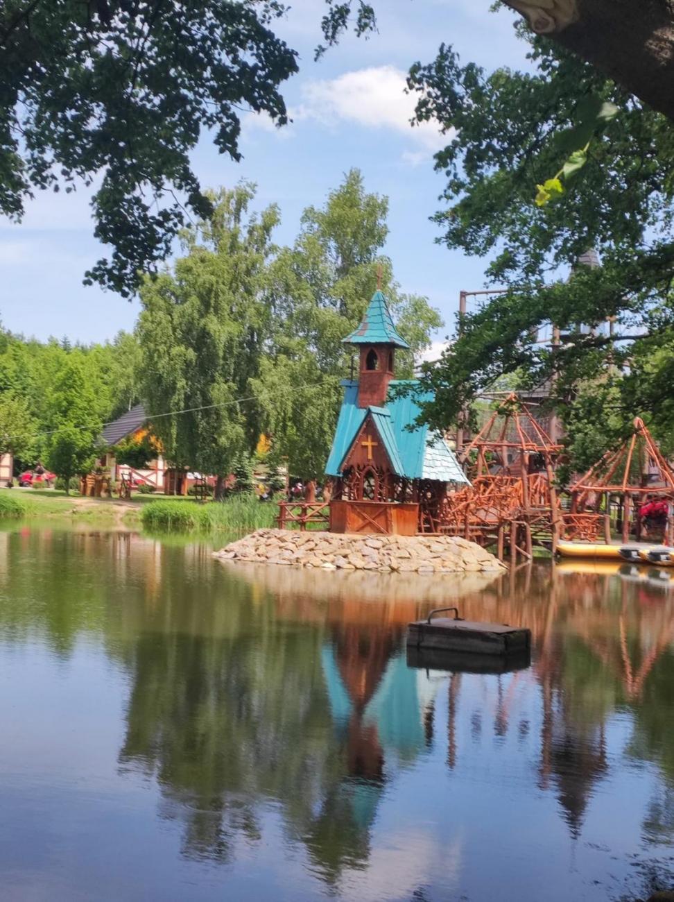 Školní výlet do outdoorového resortu Březová  5.A a 5.B