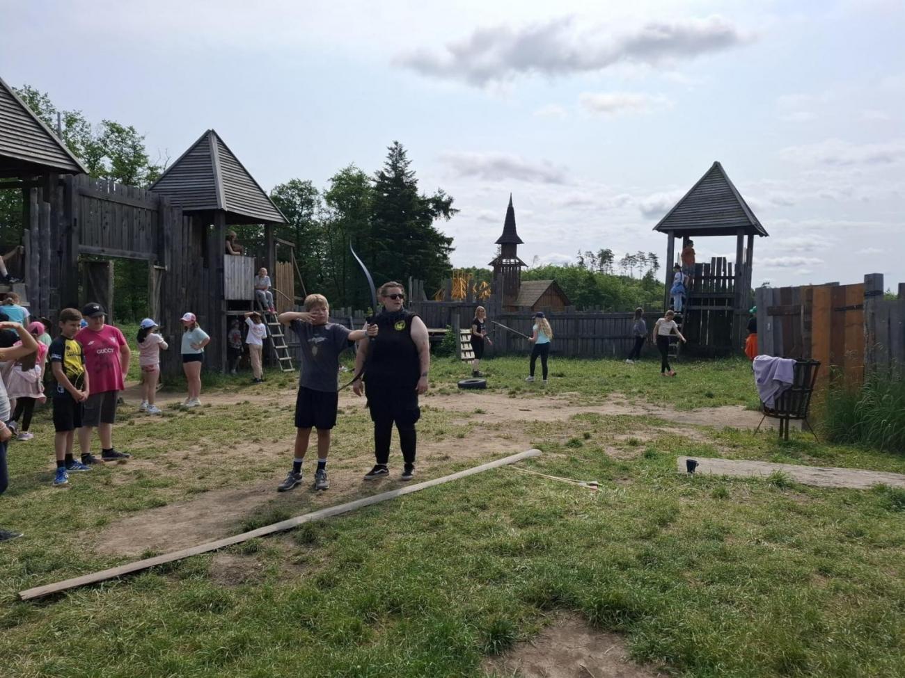 Školní výlet do outdoorového resortu Březová  5.A a 5.B