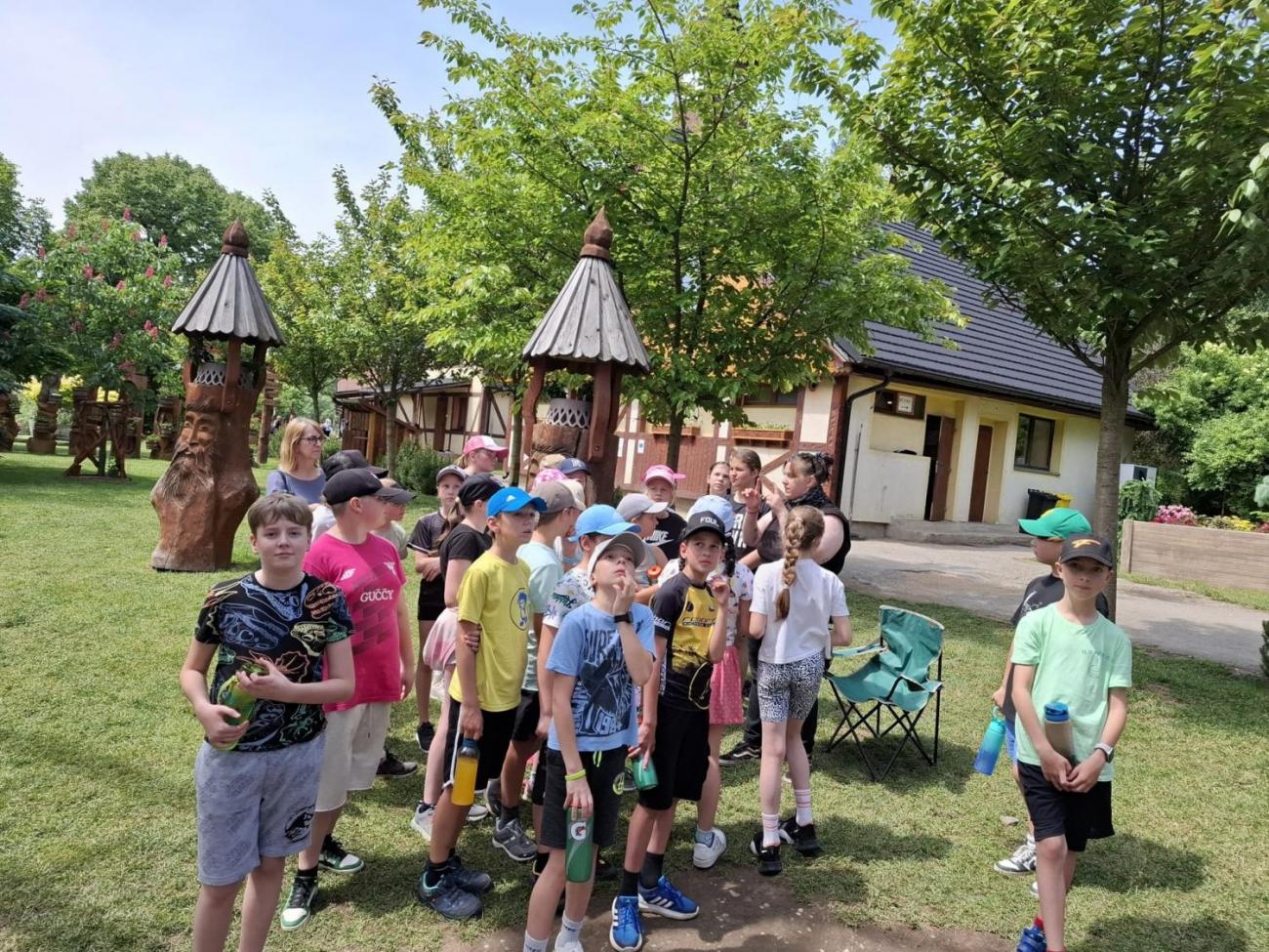 Školní výlet do outdoorového resortu Březová  5.A a 5.B