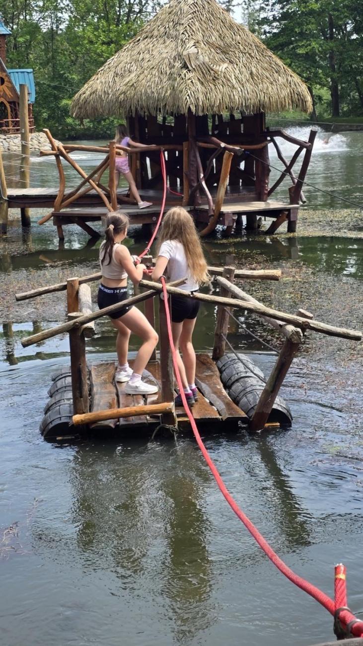 Outdoorové centrum Březová  5.C