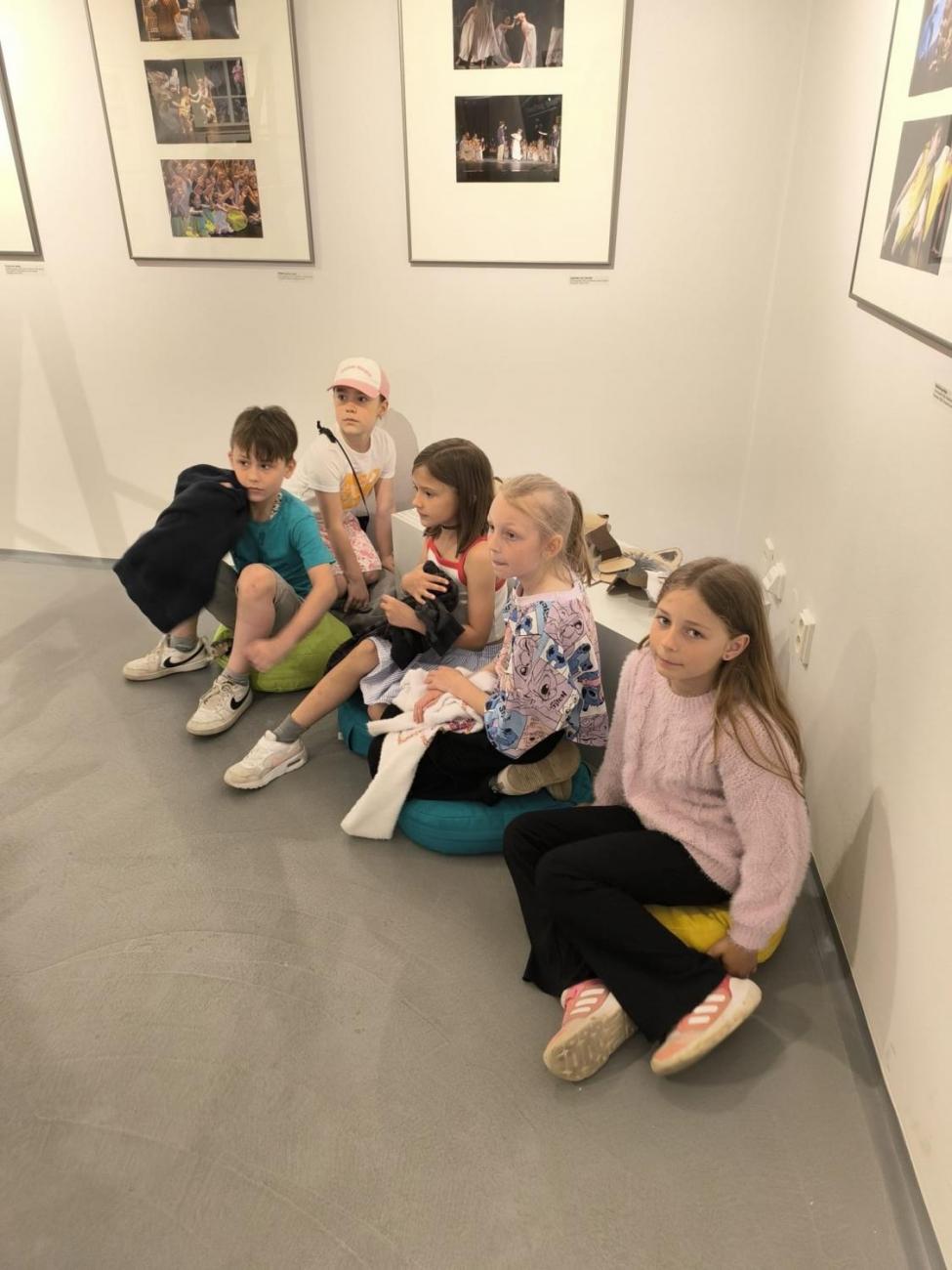 Až za velkou louží  2.A