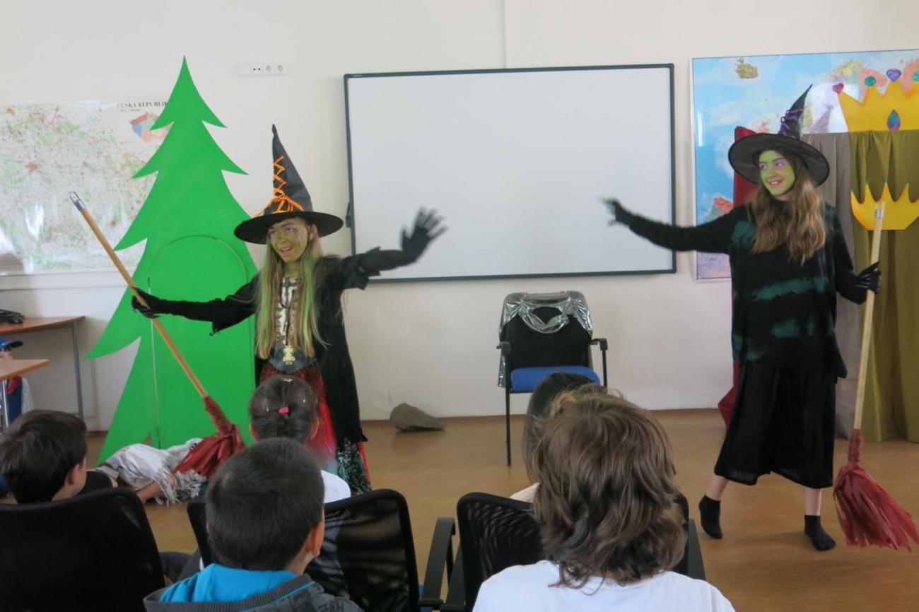 Divadelní představení "Dva tovaryši"