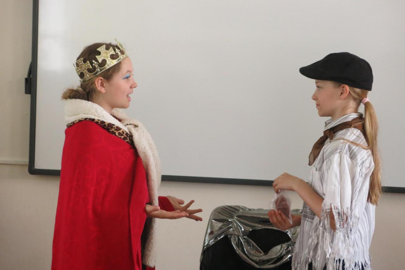 Divadelní představení "Dva tovaryši"