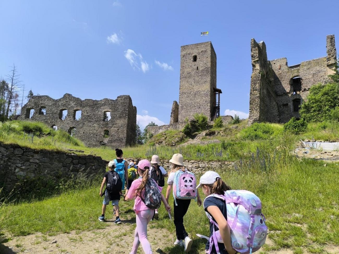 Výprava na zříceninu hradu Rokštejn – třída 2.A